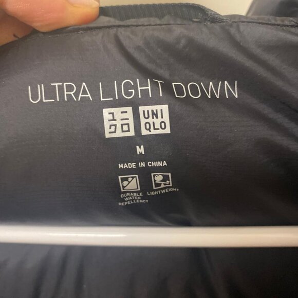 Uniqlo Ultra-Light Down Jacket Black M - Picture 2 of 3